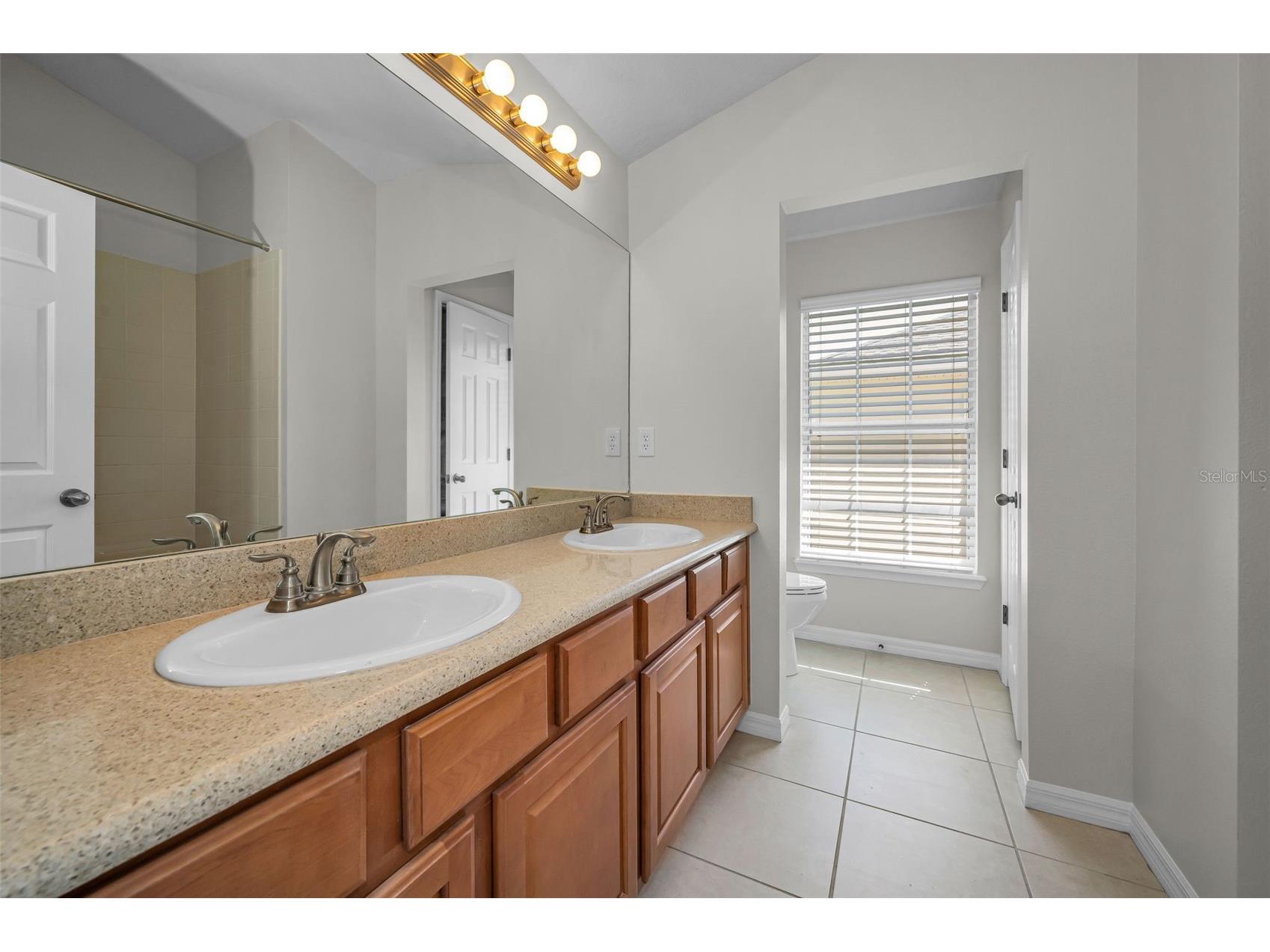 617 52nd Avenue N Saint Petersburg FL 33703 TB8506011 image34