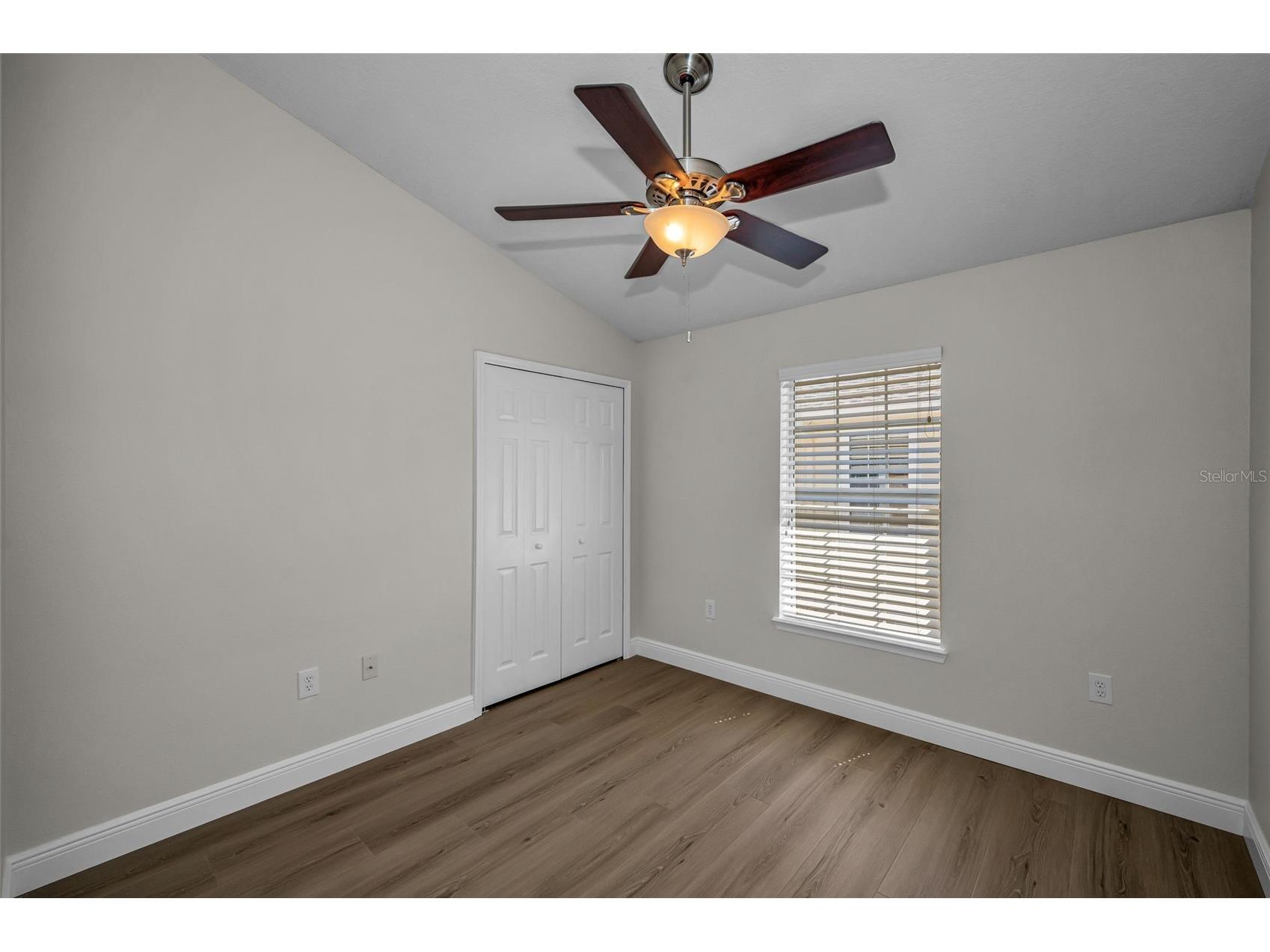 617 52nd Avenue N Saint Petersburg FL 33703 TB8506011 image39