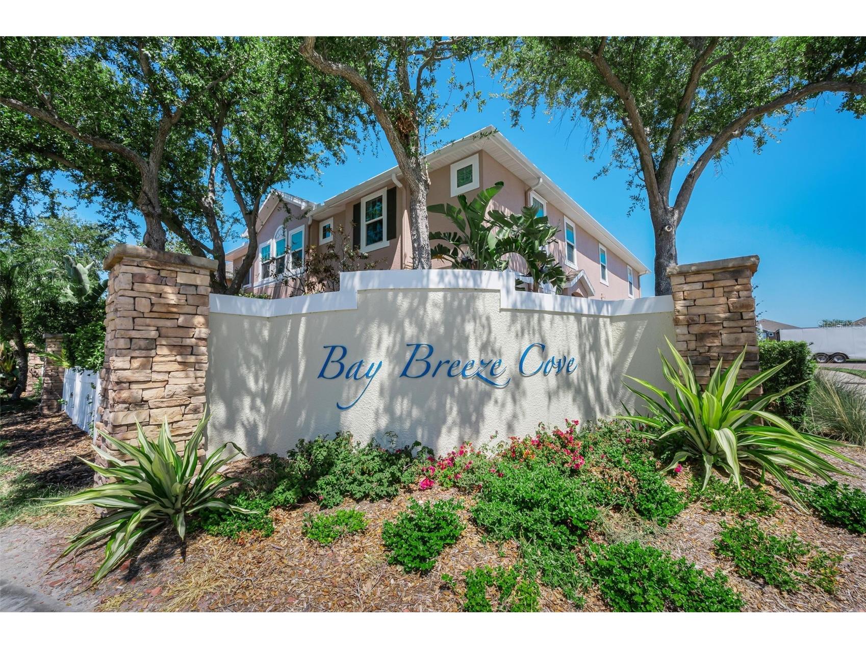 617 52nd Avenue N Saint Petersburg FL 33703 TB8506011 image50