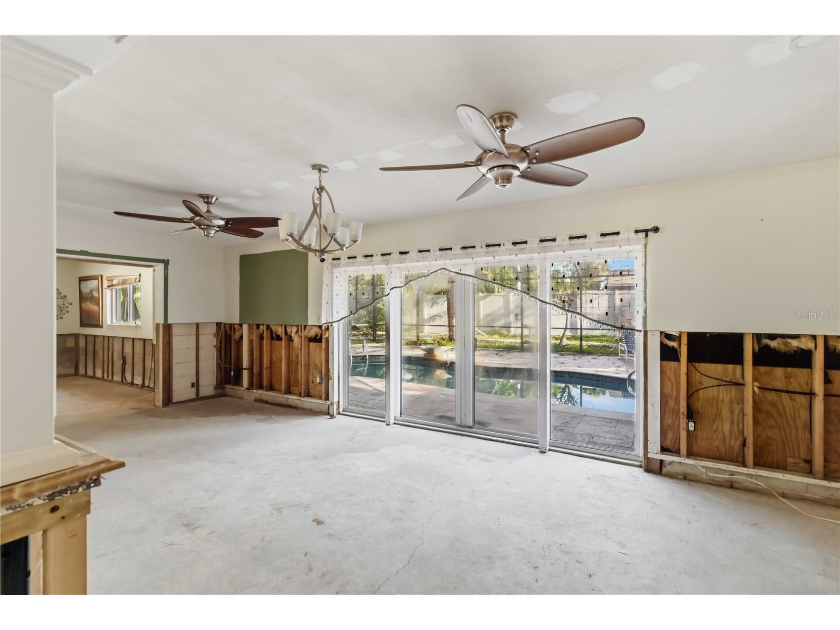 617 Calle De Peru Sarasota FL 34242 A4696399 image18