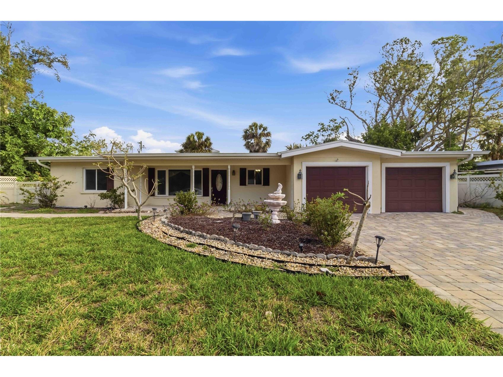 617 Calle De Peru Sarasota FL 34242 A4696399 image3