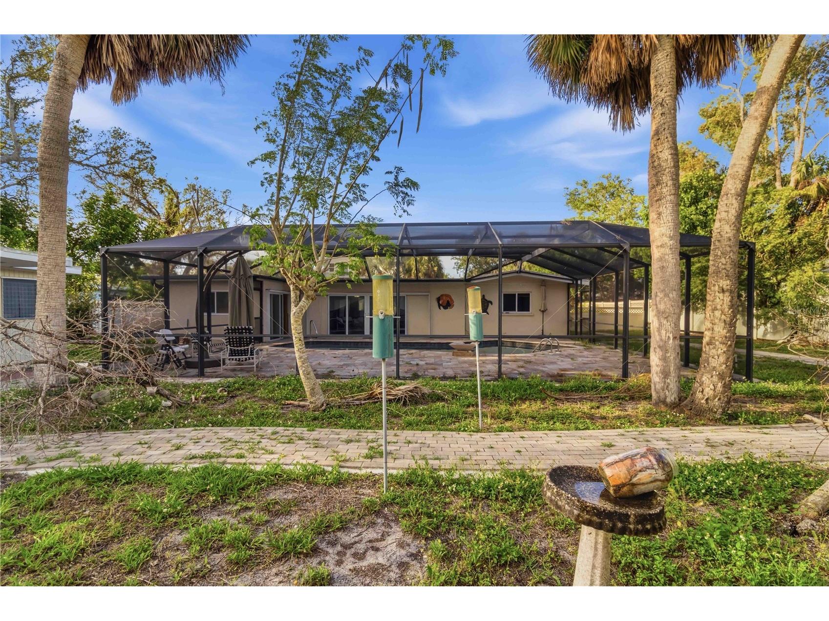 617 Calle De Peru Sarasota FL 34242 A4696399 image32