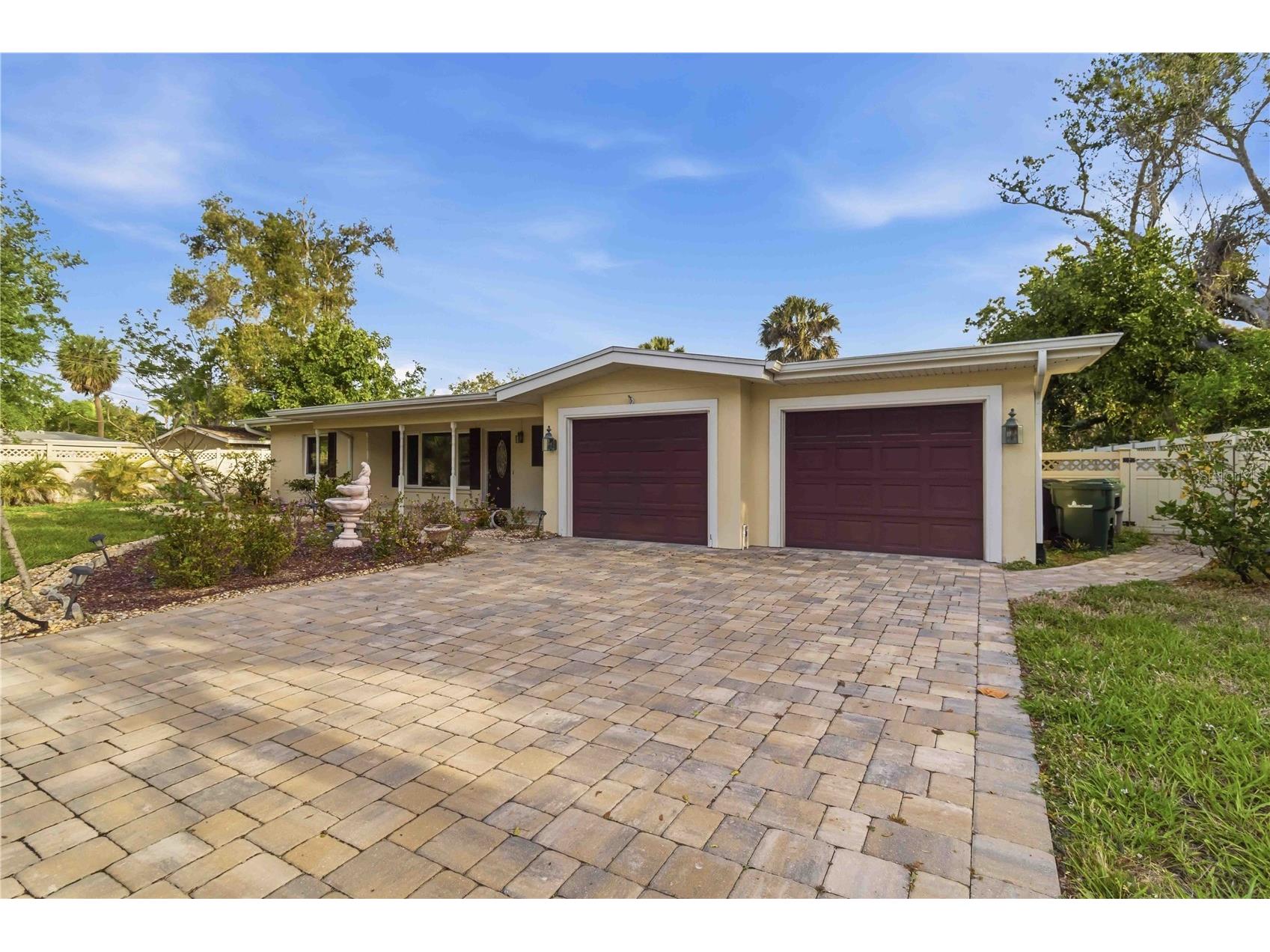 617 Calle De Peru Sarasota FL 34242 A4696399 image7