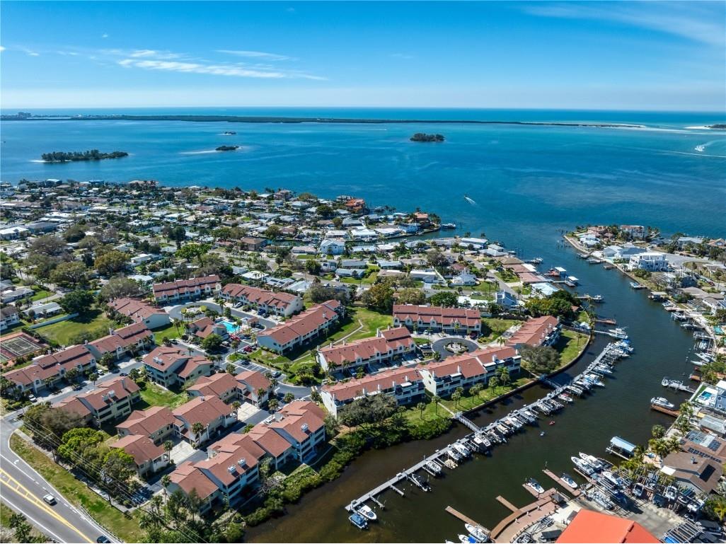 617 Duchess Boulevard Dunedin FL 34698 U8231875 image1