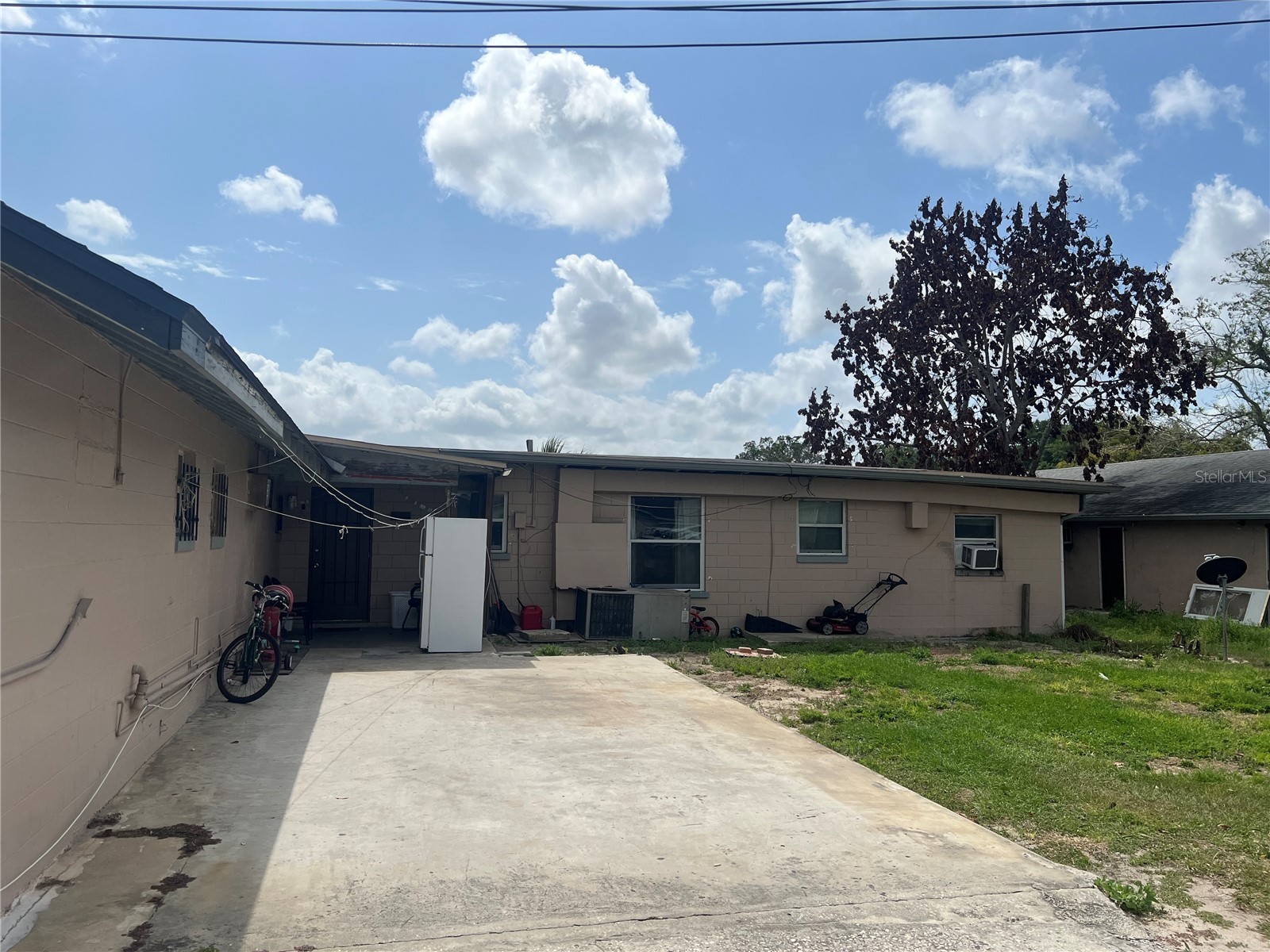 617 E Myers Boulevard Mascotte FL 34753 O6395319 image2