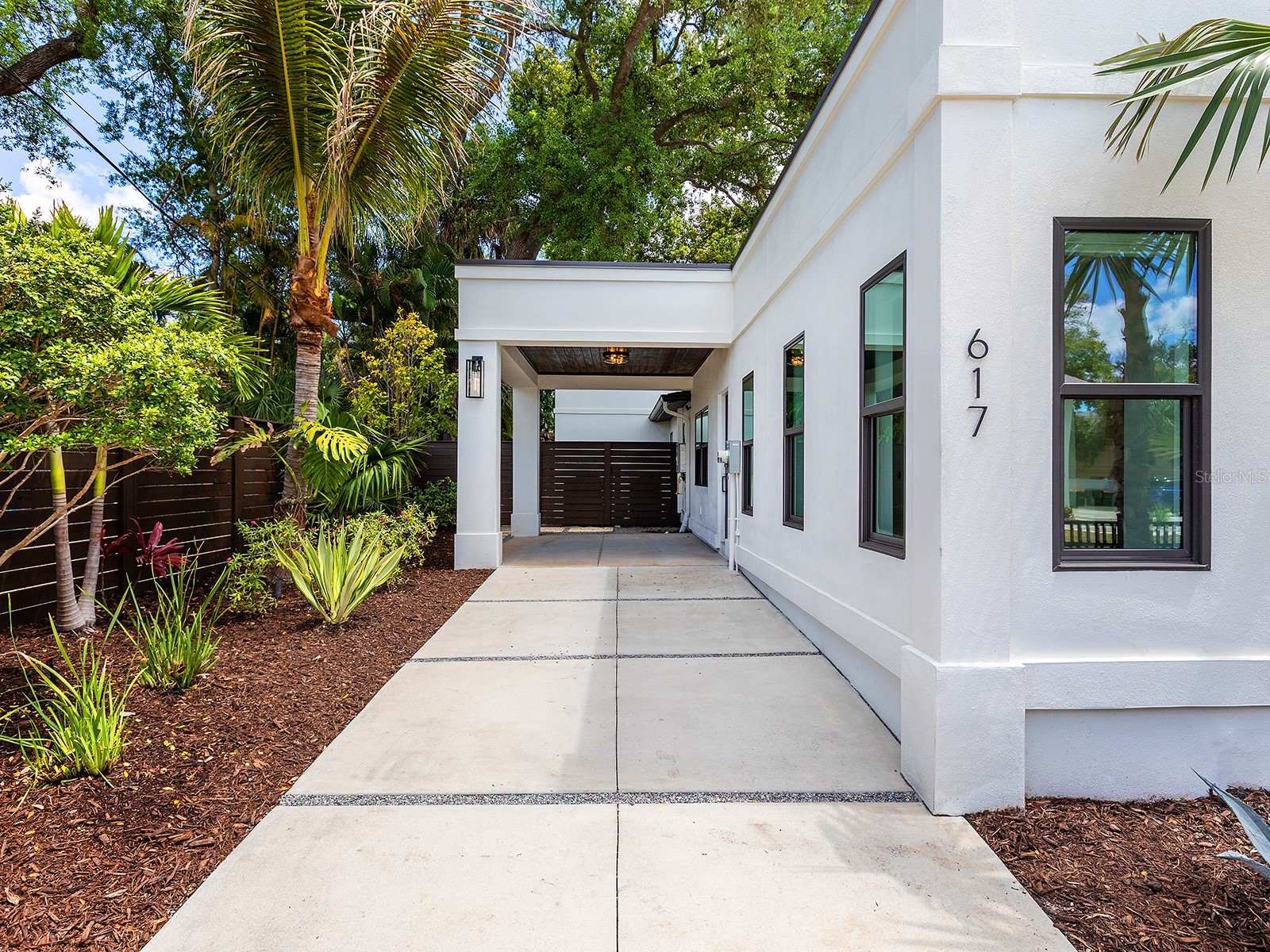 617 Madison Court Sarasota FL 34236 A4687004 image24