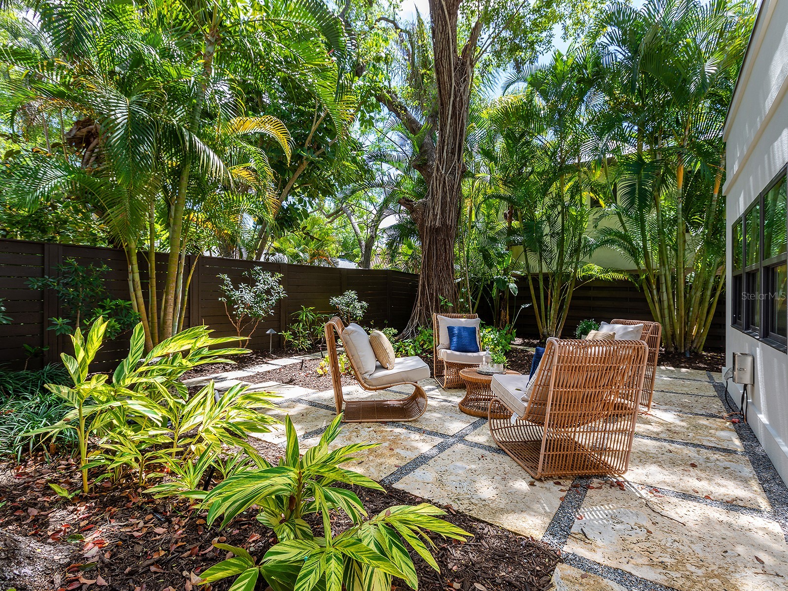 617 Madison Court Sarasota FL 34236 A4687004 image25