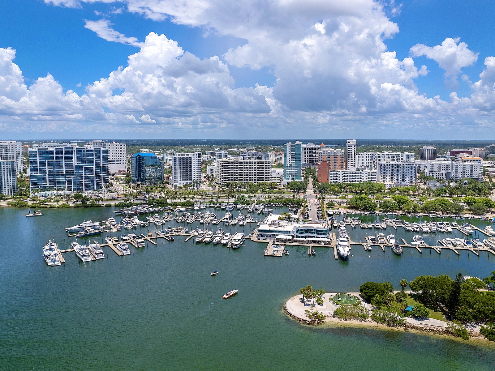 617 Madison Court Sarasota FL 34236 A4687004 image32