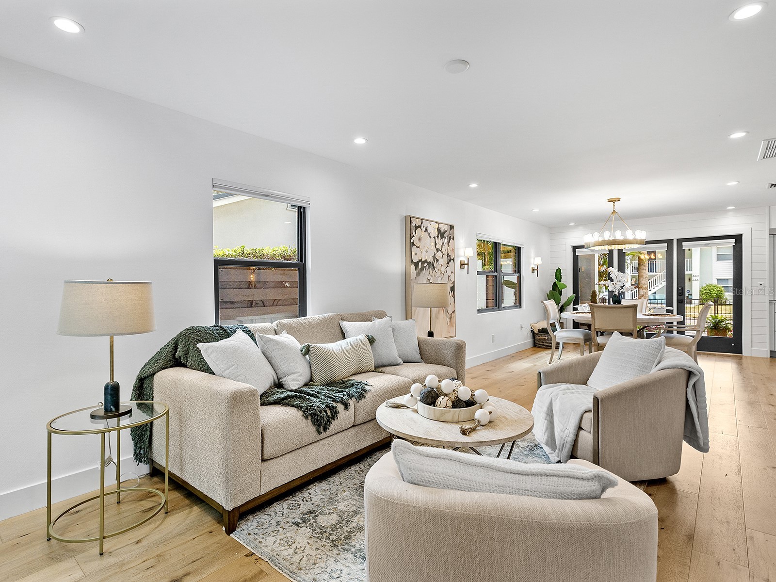 617 Madison Court Sarasota FL 34236 A4687004 image8