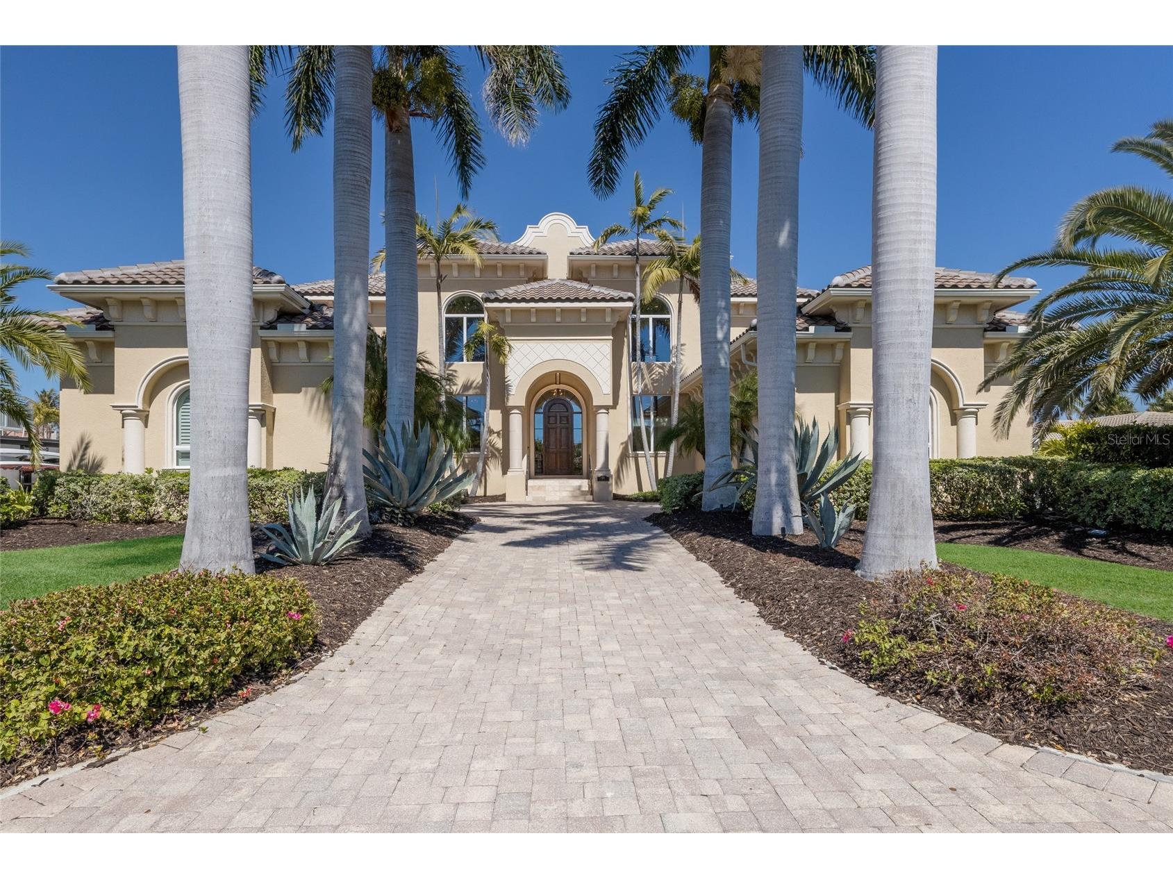 617 N Owl Drive Sarasota FL 34236 - DOLPHIN A4684085 image2