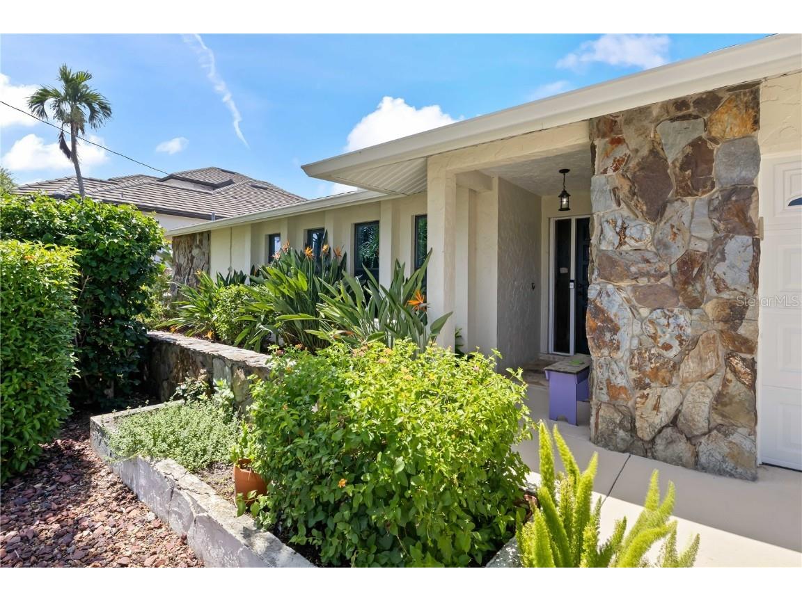 617 SW 51st Terrace Cape Coral FL 33914 A4658581 image9