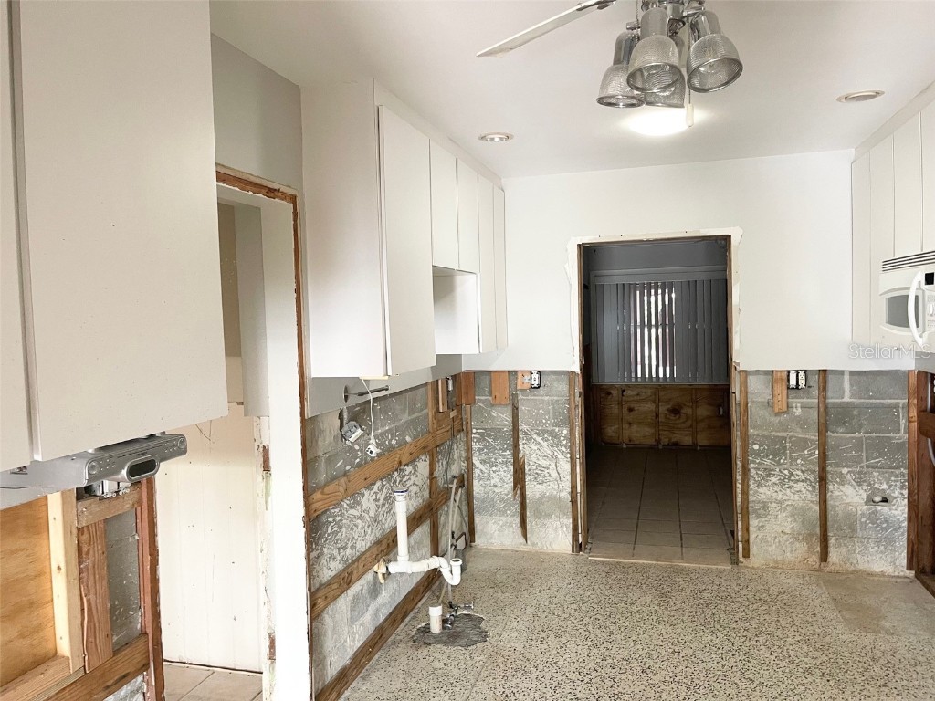 617 W Olympia Avenue Punta Gorda FL 33950 C7511077 image7