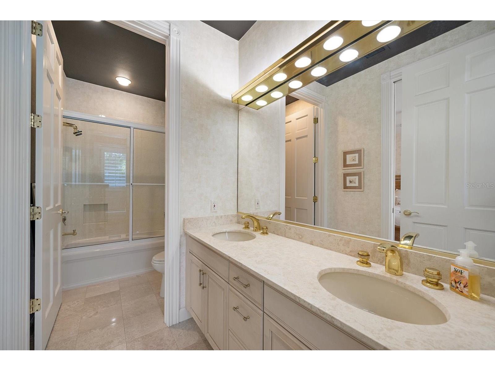 617 Weston Pointe Court Longboat Key FL 34228 - BUTTONWOOD HARGULF OF AMERICA A4697745 image27