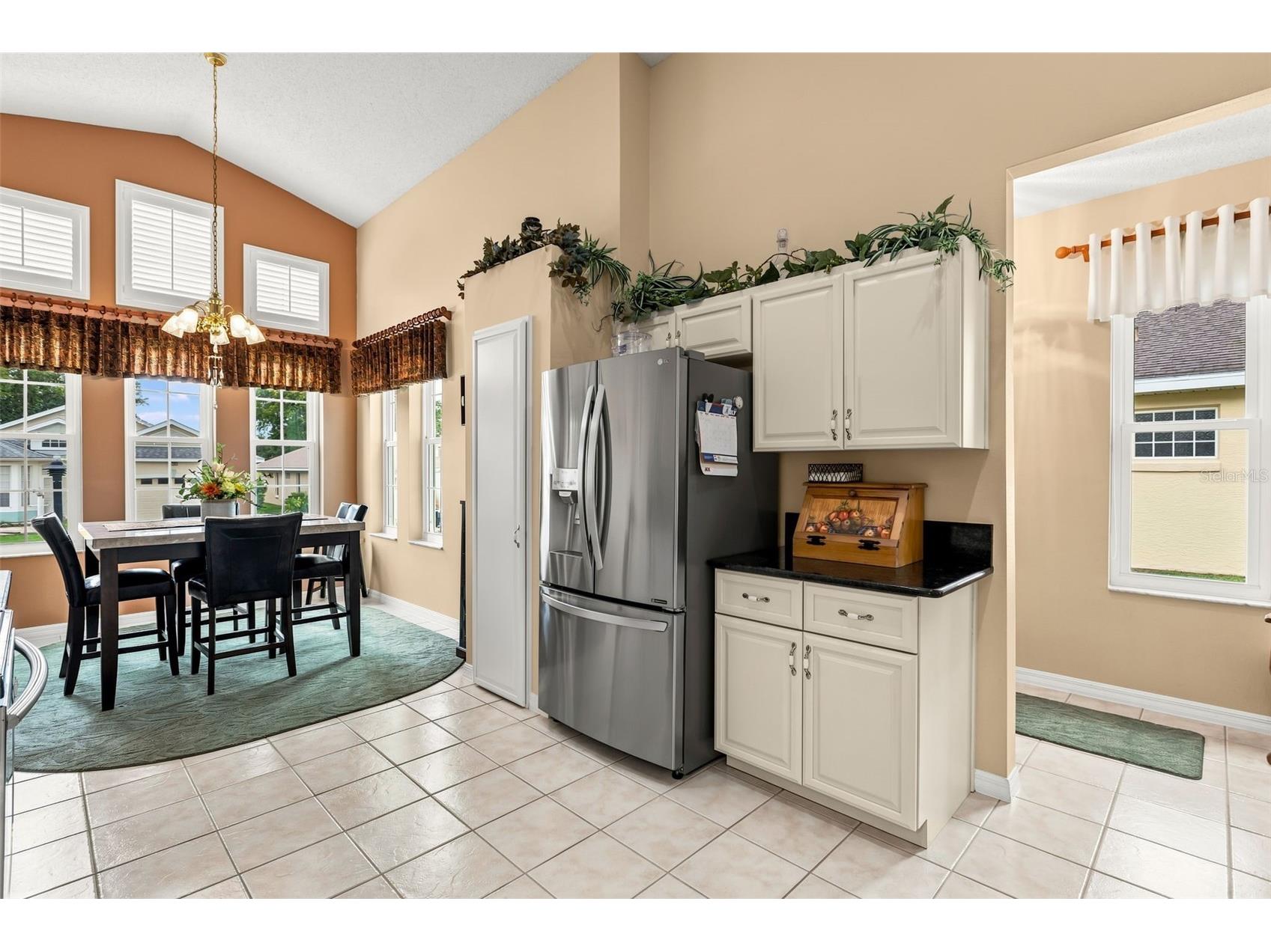6170 Sailboat Avenue Tavares FL 32778 O6421156 image8