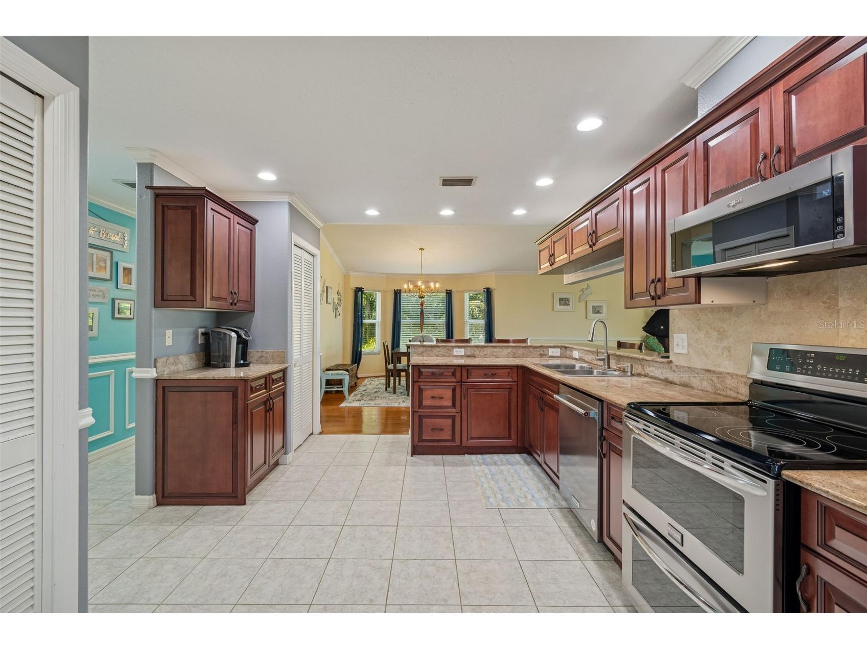 6170 Seaside Drive New Port Richey FL 34652 TB8479237 image22