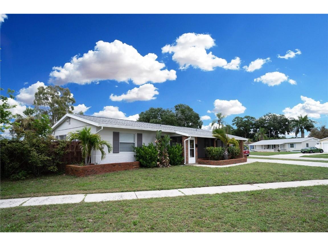 6171 24th Avenue N Saint Petersburg FL 33710 U8249571 image1