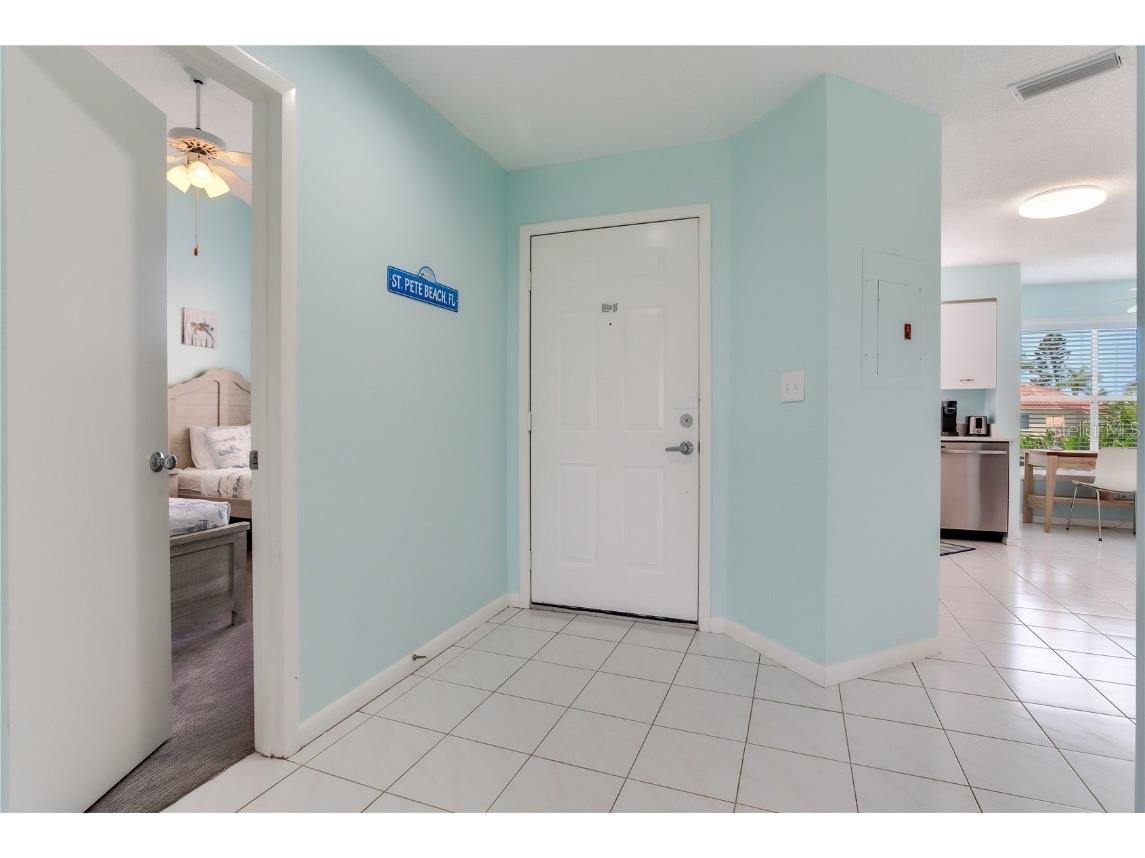 6171 Bahia Del Mar Boulevard #216 Saint Petersburg FL 33715 TB8384629 image9