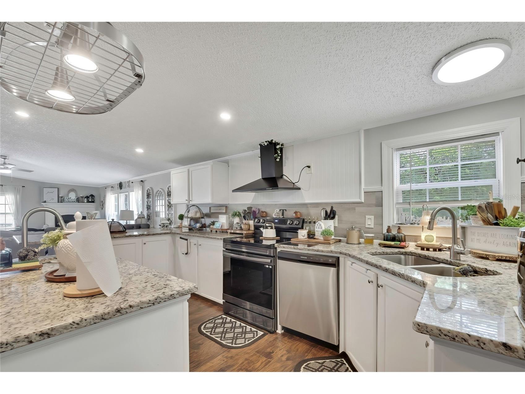 6171 S Lisa Point Homosassa FL 34446 TB8493235 image11