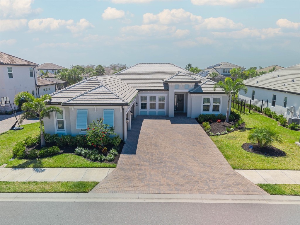 6172 Lungo Lago Drive Sarasota FL 34241 A4665892 image1