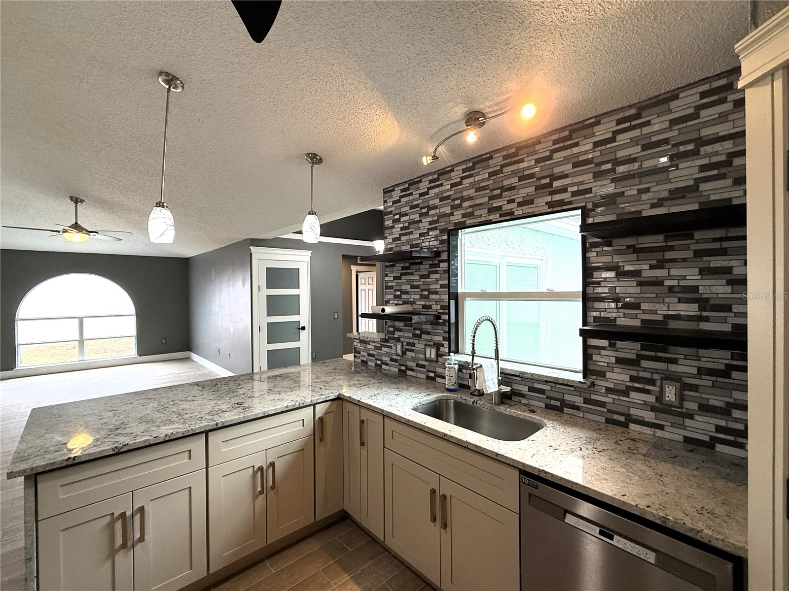 6172 Raleigh Street Spring Hill FL 34606 W7882456 image24