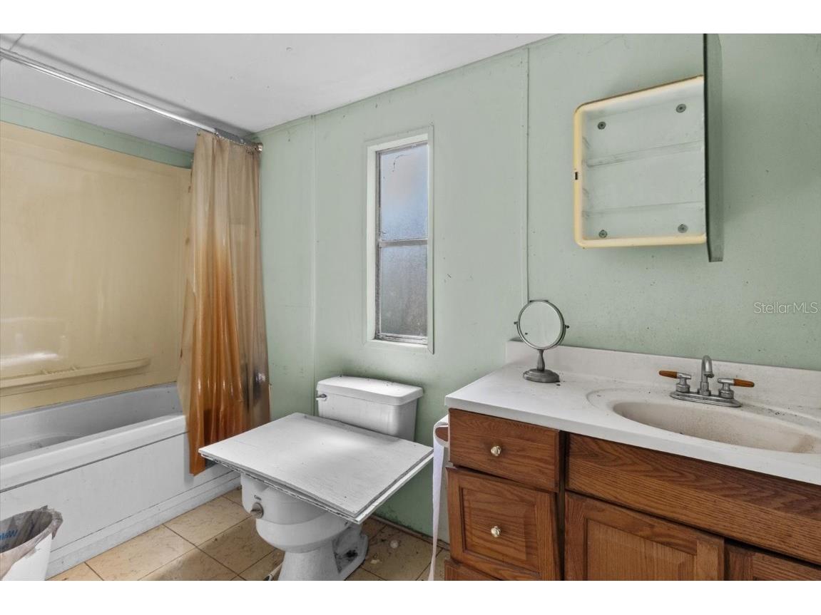 6177 Cr 625 Bushnell FL 33513 TB8411253 image70