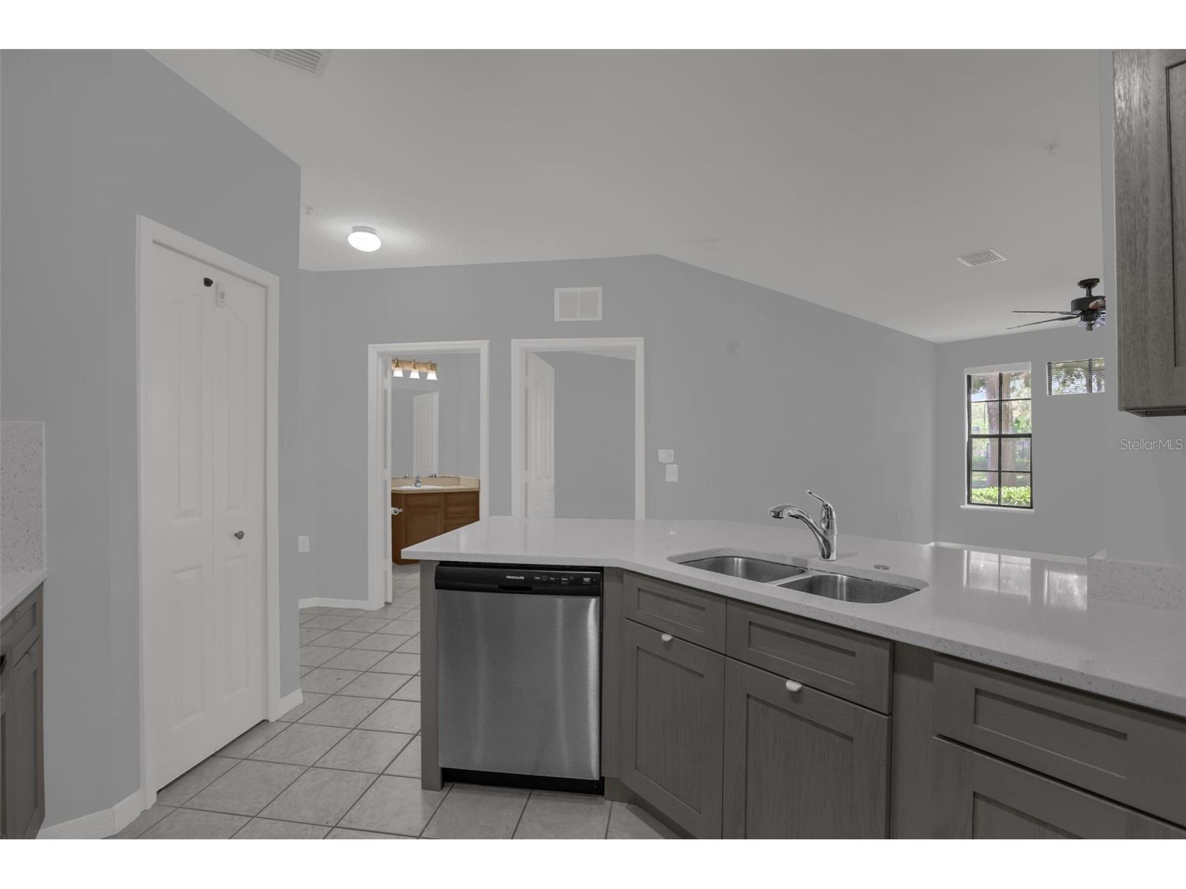 6177 Metrowest Boulevard #101 Orlando FL 32835 O6407569 image11