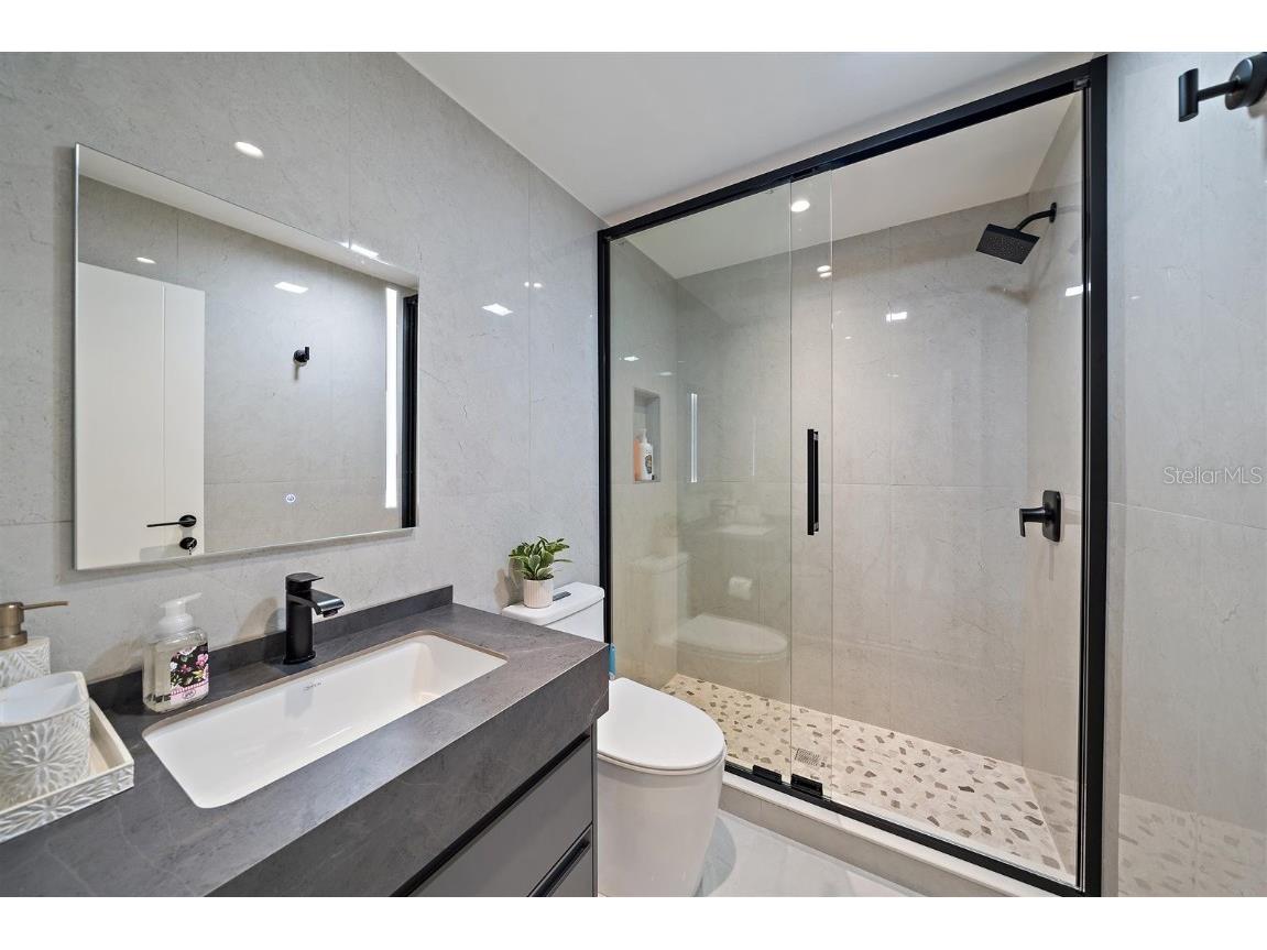 6178 9th Avenue Circle NE Bradenton FL 34212 - MANATEE RIVER A4667904 image35