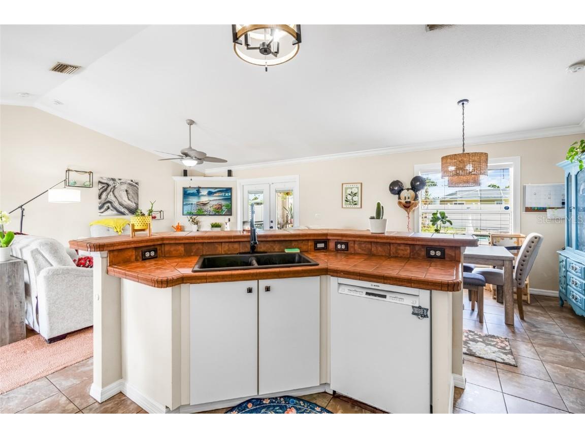 6178 Coliseum Boulevard Port Charlotte FL 33981 A4677374 image25