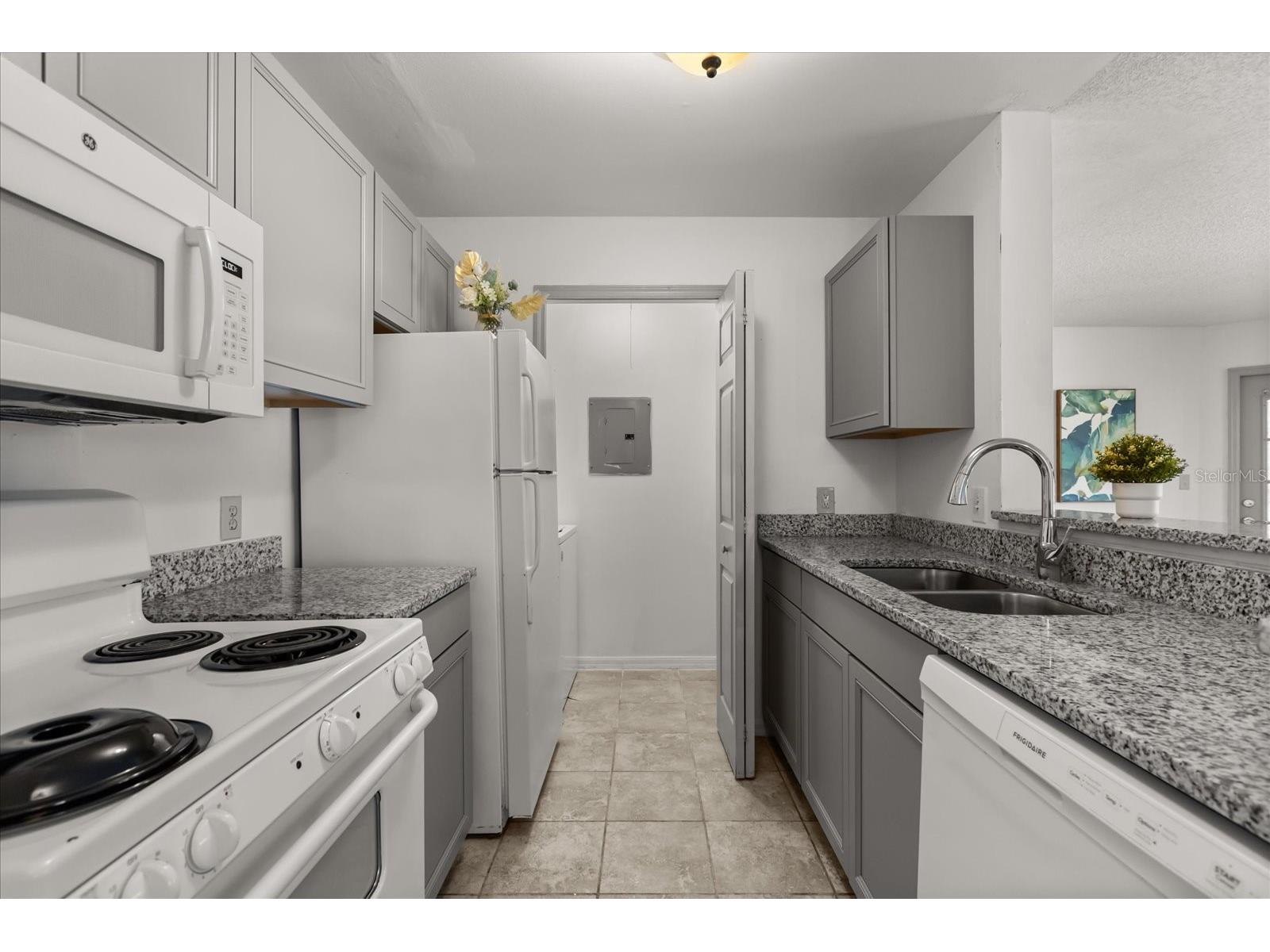 6178 Westgate Drive #101 Orlando FL 32835 O6300903 image10