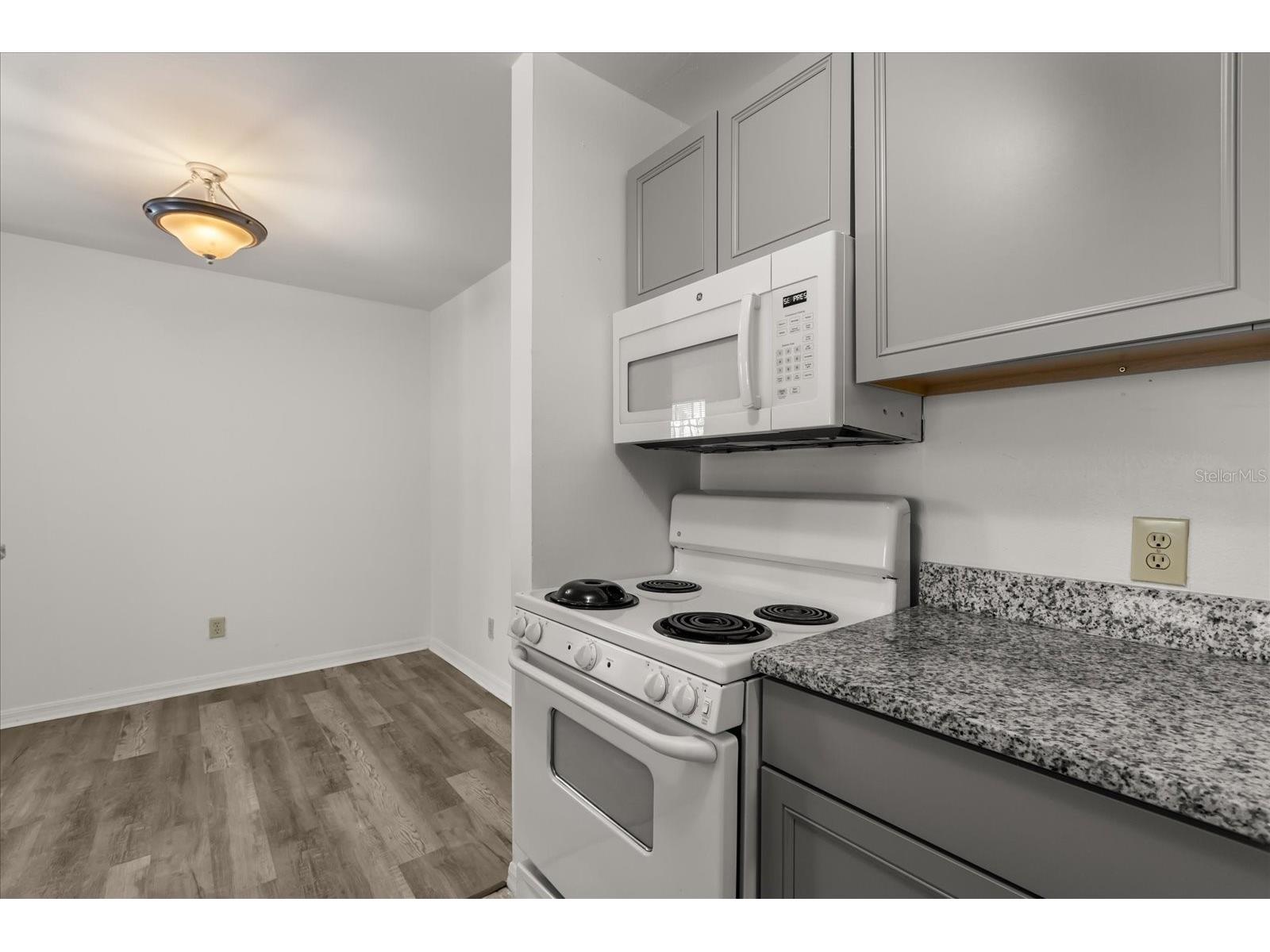 6178 Westgate Drive #101 Orlando FL 32835 O6300903 image12