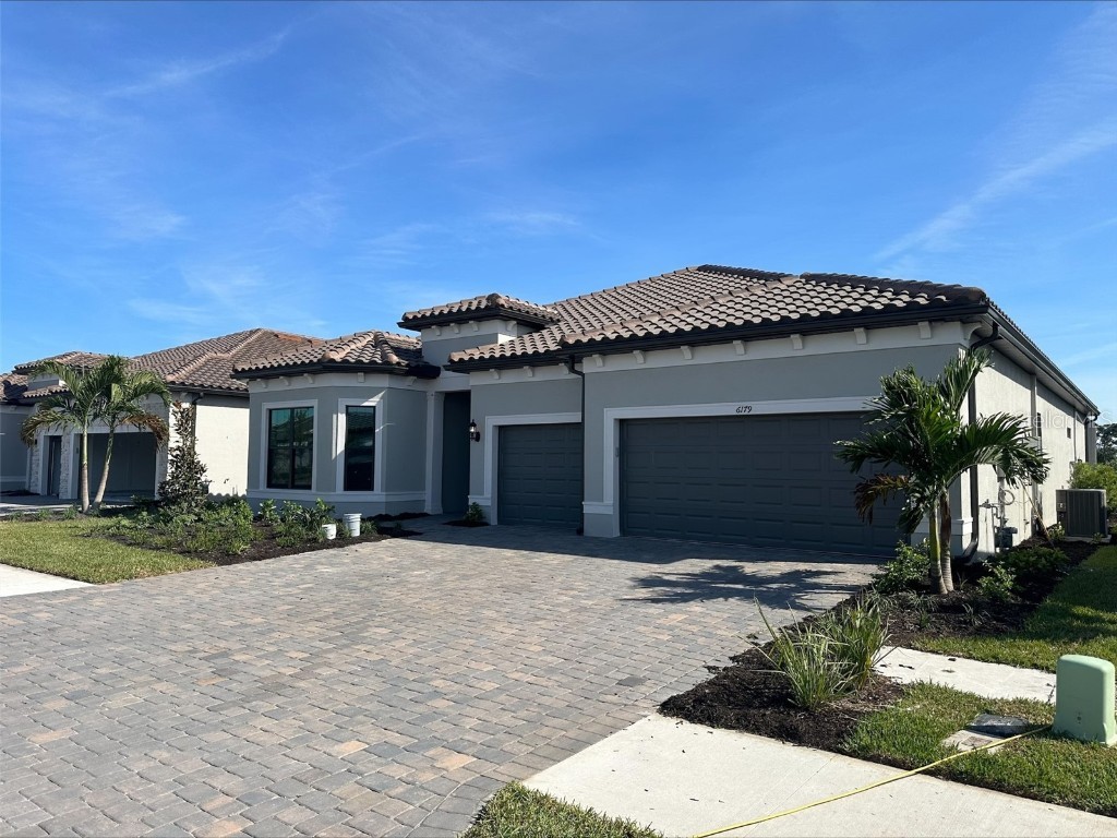 6179 Talon Preserve Drive Nokomis FL 34275 J968598 image1