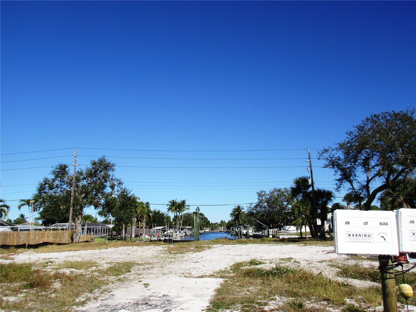 618 Avenida De Mayo Sarasota FL 34242 A4680244 image40