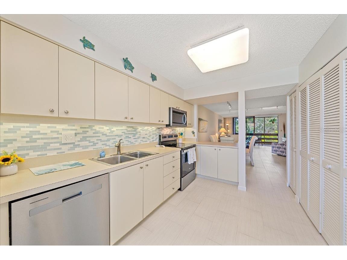 618 BAYPORT WAY Bayport Way #618 Longboat Key FL 34228 - SARASOTA BAY/GULF OF AMERICA A4673455 image12