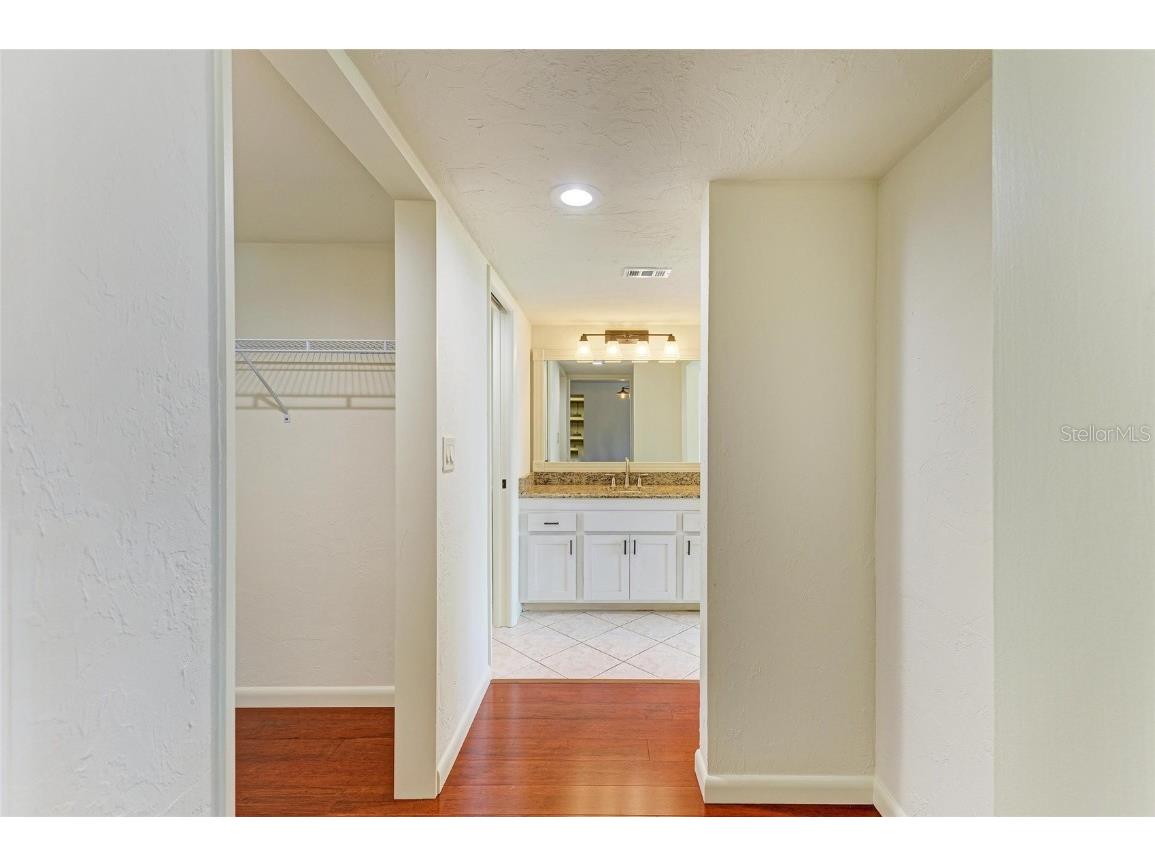 618 Bird Bay Drive S #110 Venice FL 34285 N6139029 image21