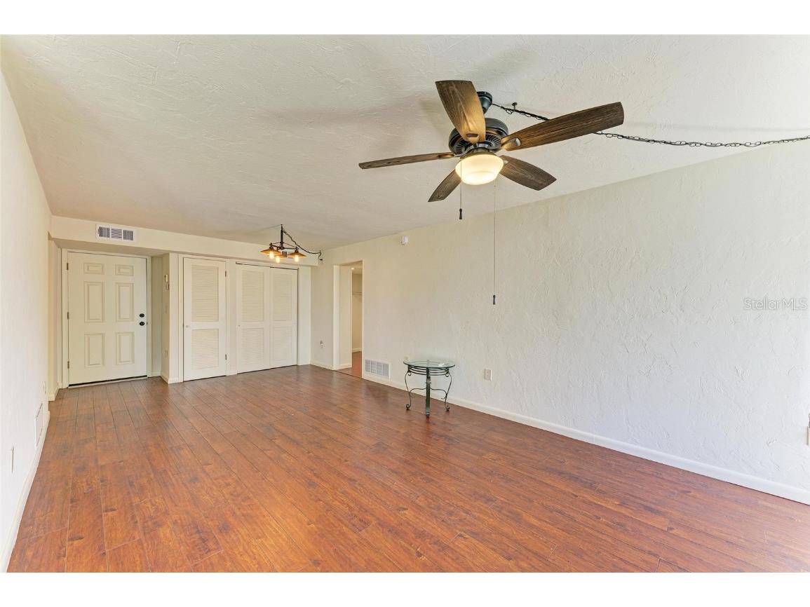 618 Bird Bay Drive S #110 Venice FL 34285 N6139029 image7