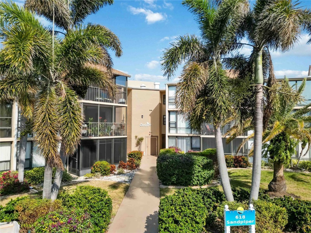618 Bird Bay Drive S #201 Venice FL 34285 A4634665 image1