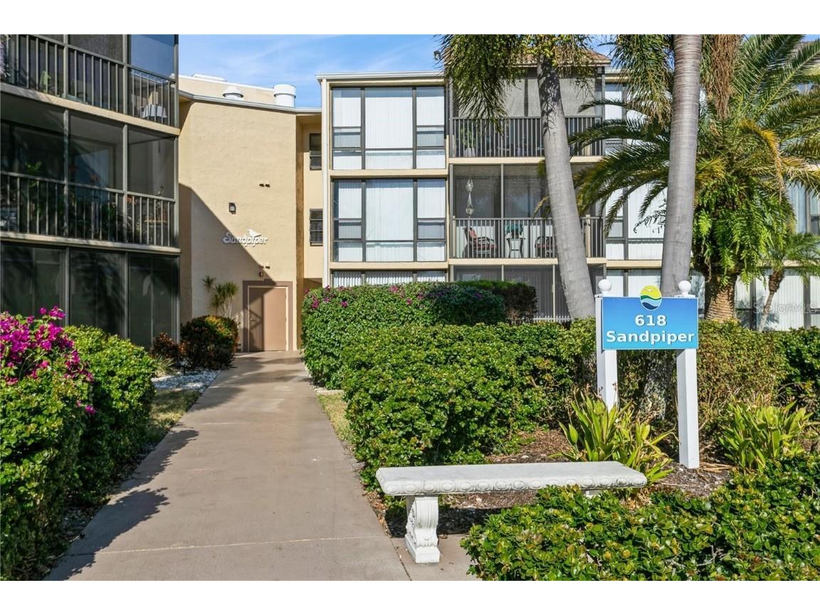 618 Bird Bay Drive S #206 Venice FL 34285 A4637244 image1