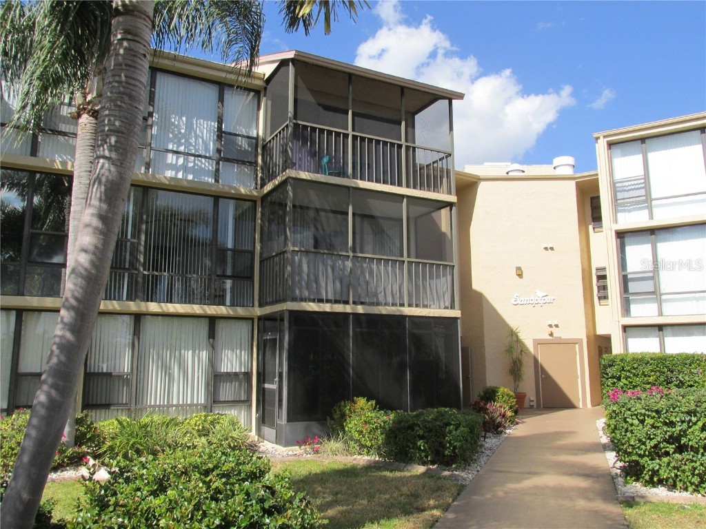 618 Bird Bay Drive S #212 Venice FL 34285 N6133443 image1