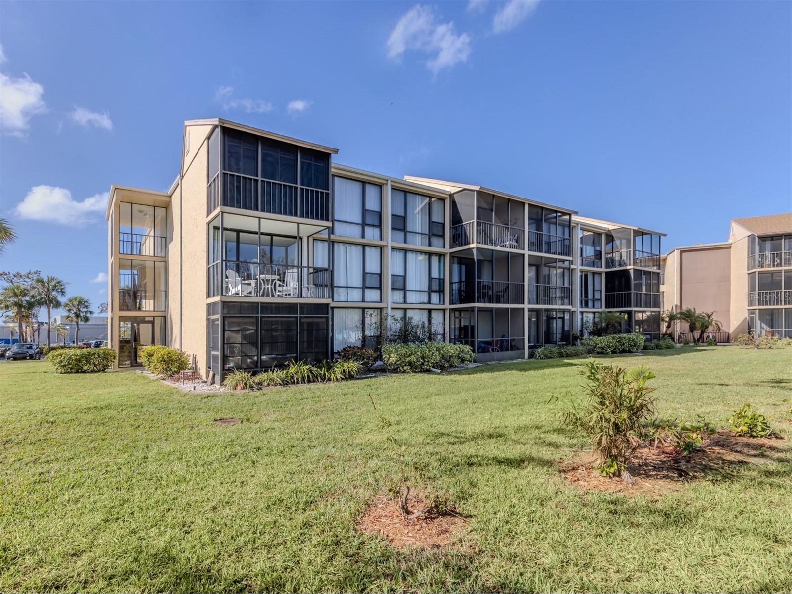 618 Bird Bay Drive S #216 Venice FL 34285 N6143201 image2