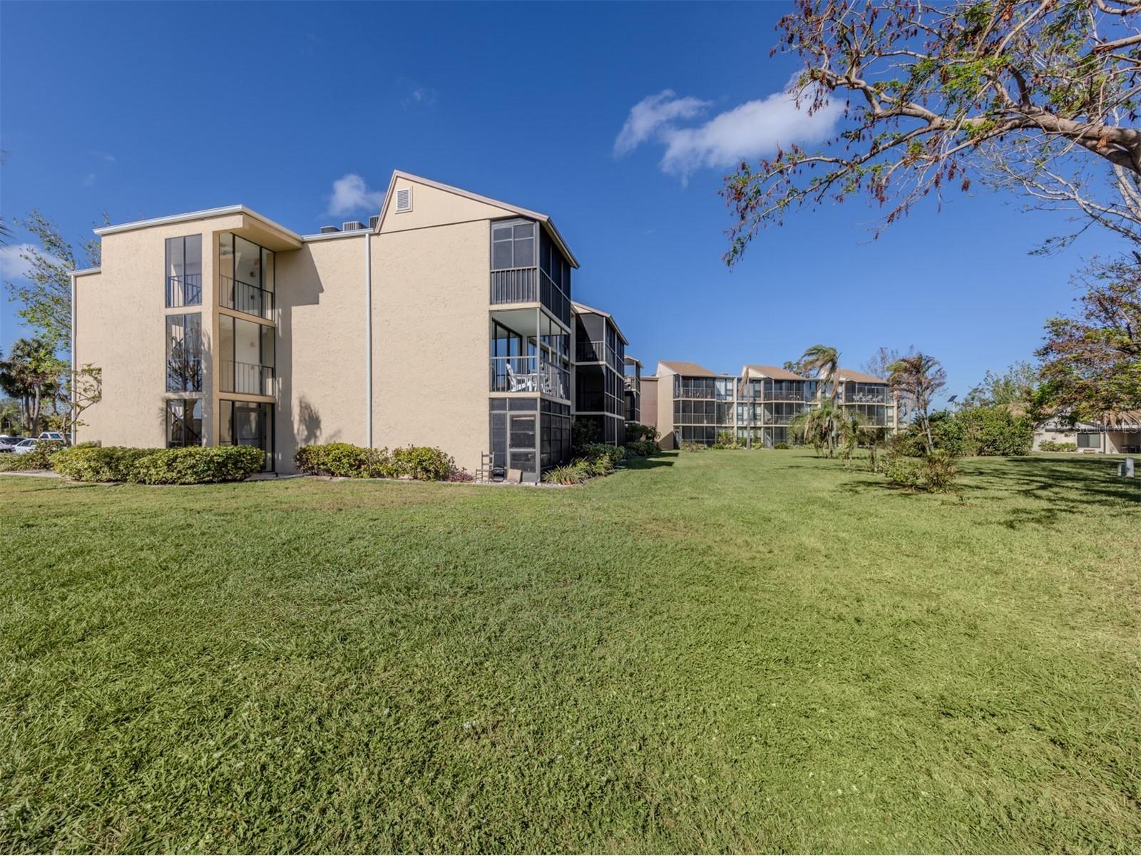 618 Bird Bay Drive S #216 Venice FL 34285 N6143201 image3