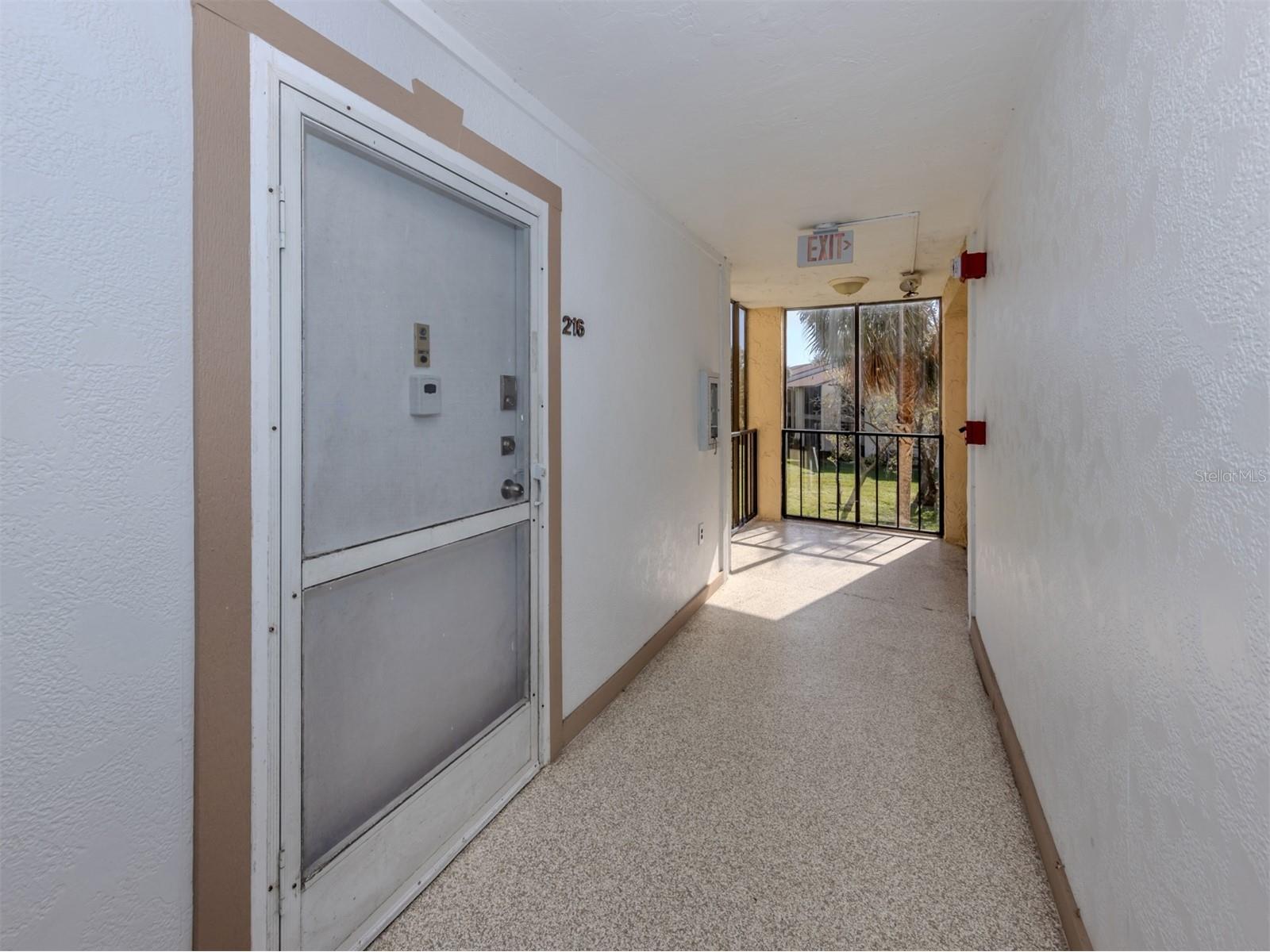 618 Bird Bay Drive S #216 Venice FL 34285 N6143201 image5