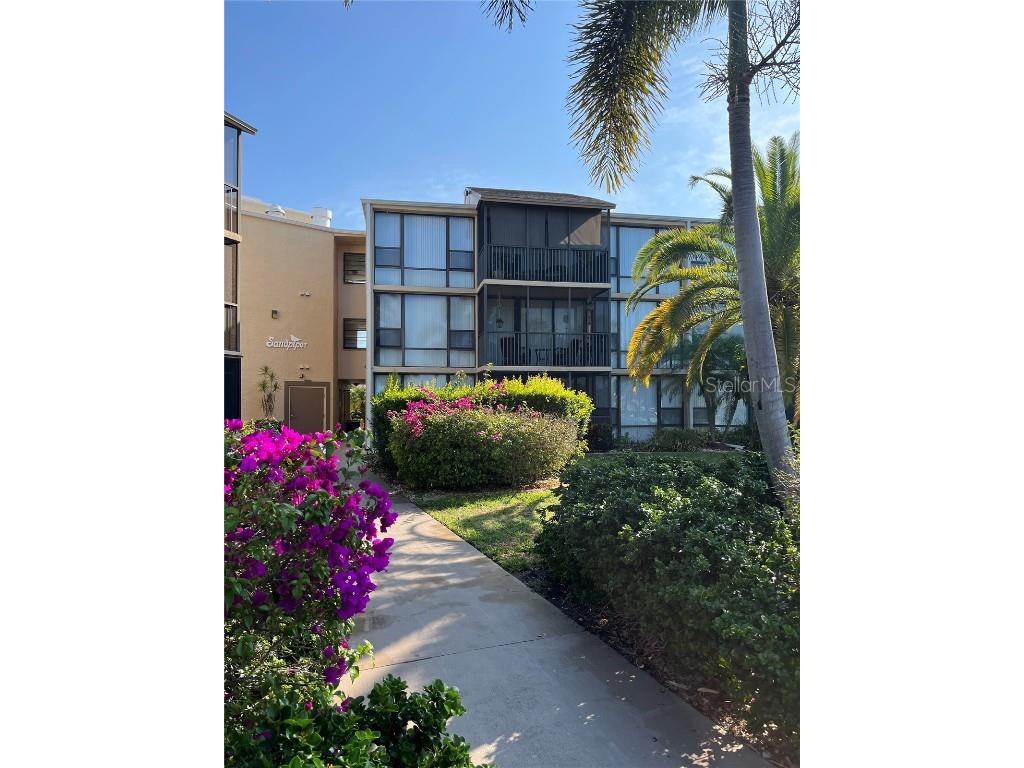 618 Bird Bay Drive S #216A Venice FL 34285 N6126642 image1