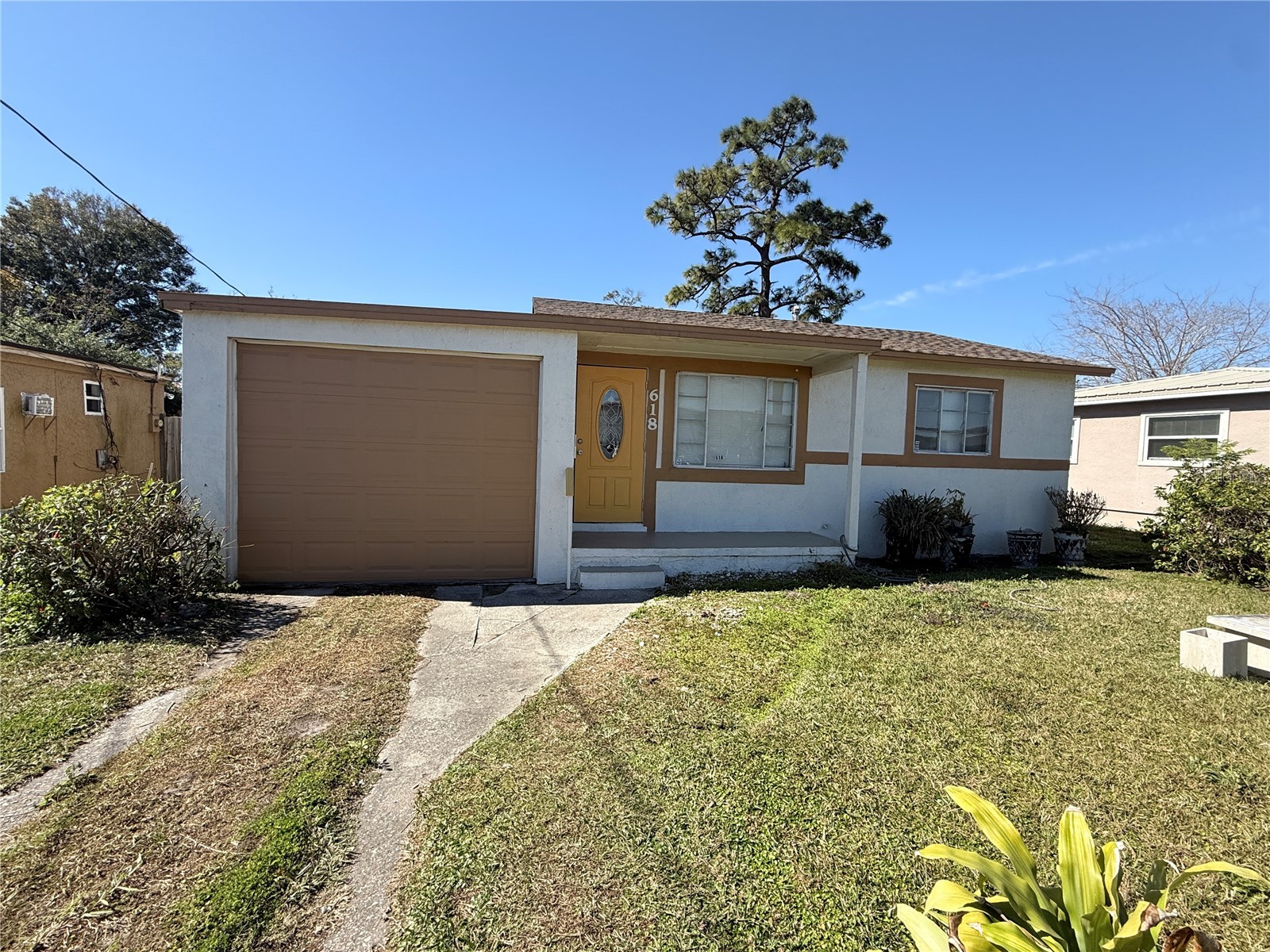 618 Clifton Street Orlando FL 32808 O6382079 image1