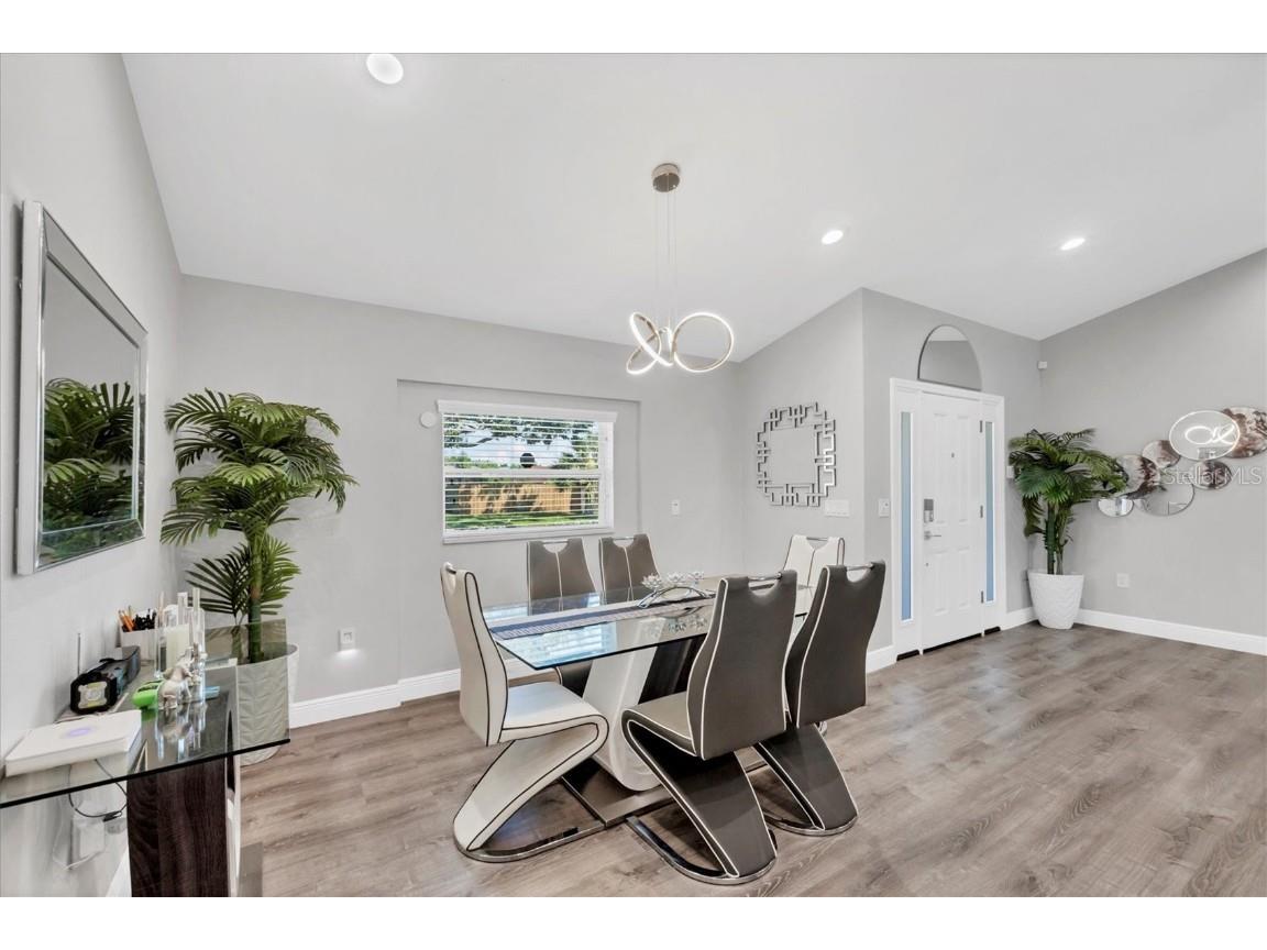 618 Eastpointe Court Sarasota FL 34232 A4664067 image14