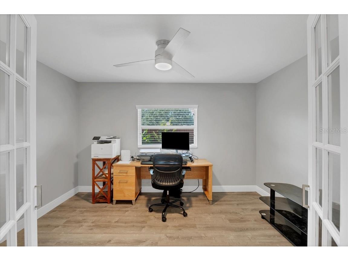 618 Eastpointe Court Sarasota FL 34232 A4664067 image18