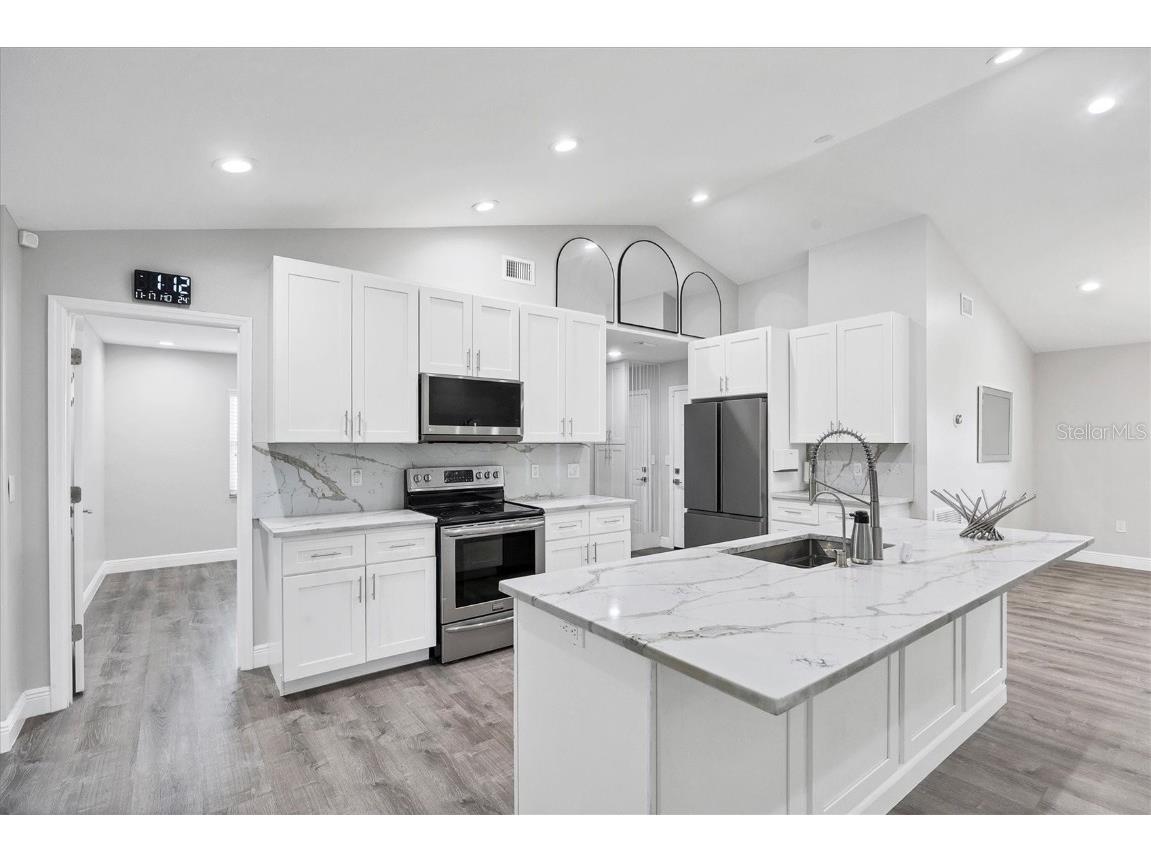 618 Eastpointe Court Sarasota FL 34232 A4672630 image12