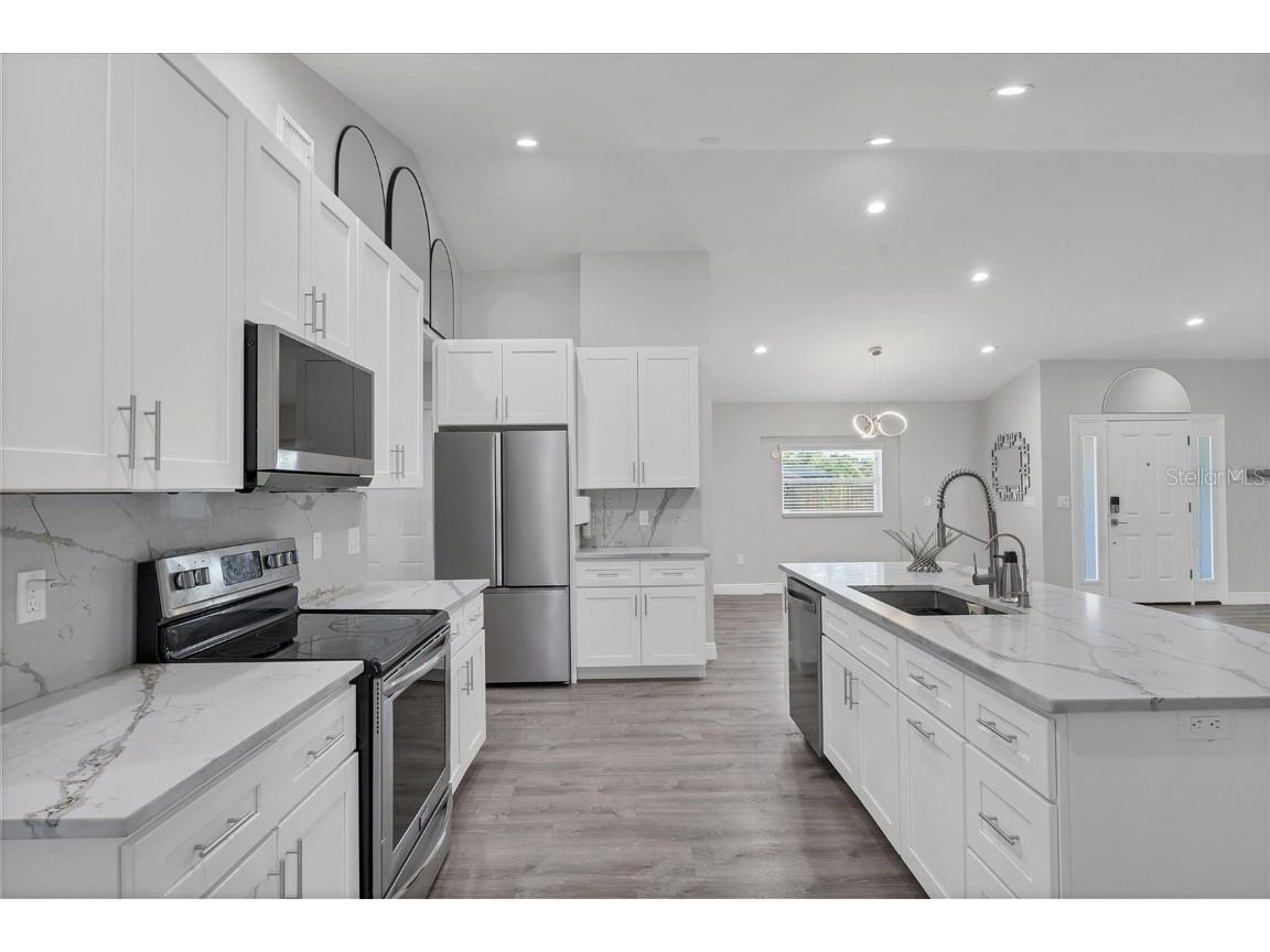 618 Eastpointe Court Sarasota FL 34232 A4672630 image13