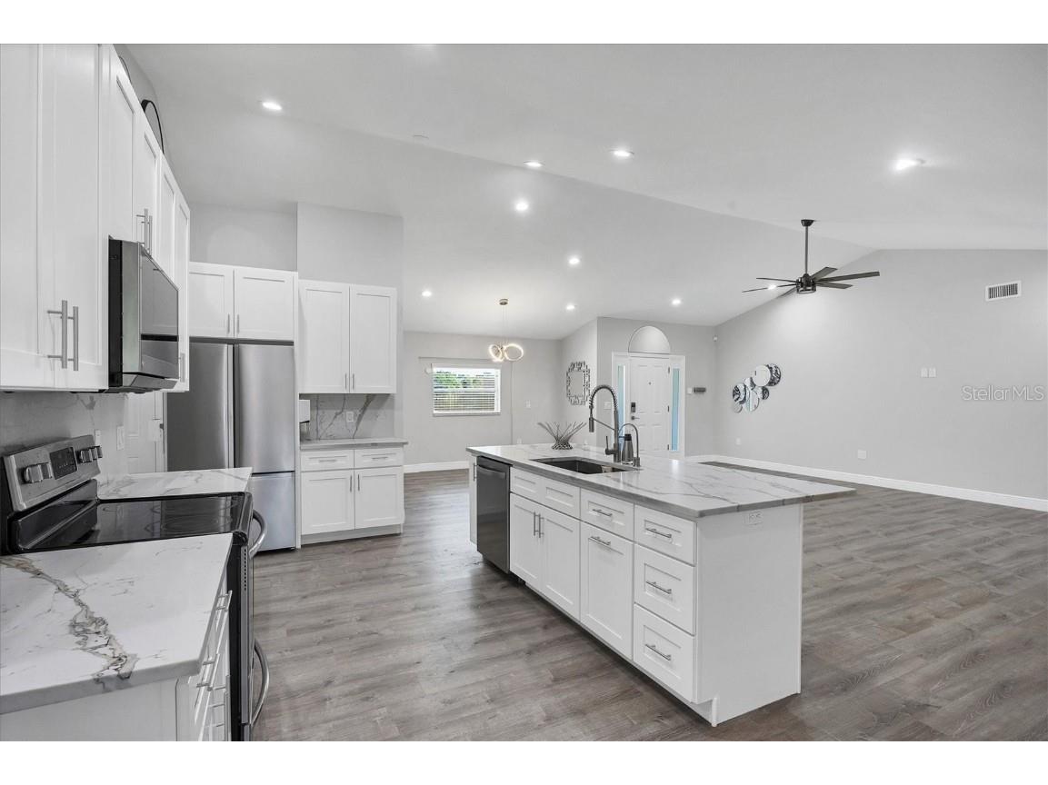 618 Eastpointe Court Sarasota FL 34232 A4672630 image14