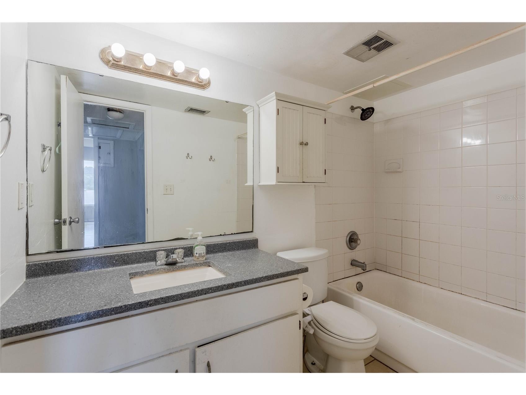 618 Orange Drive #216 Altamonte Springs FL 32701 - LAKE ORIENTA O6412418 image19