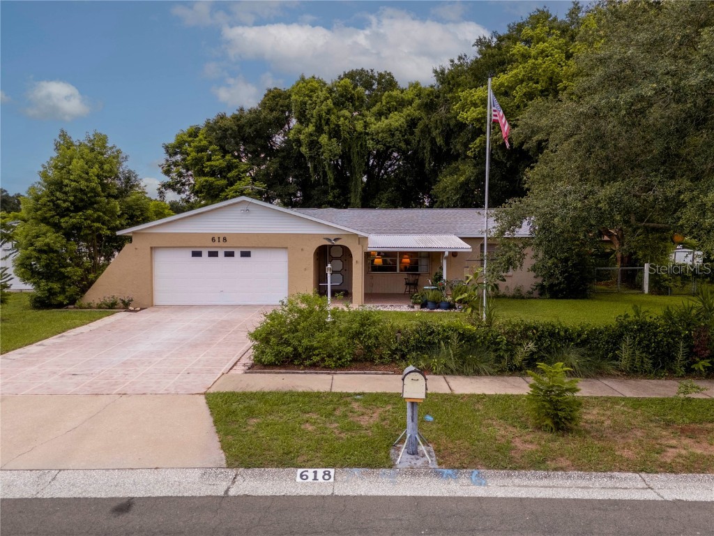 618 Red Robin Road Seffner FL 33584 U8248957 image1